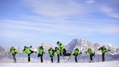 Szkola Narciarska  Dolomity Tour Falcade